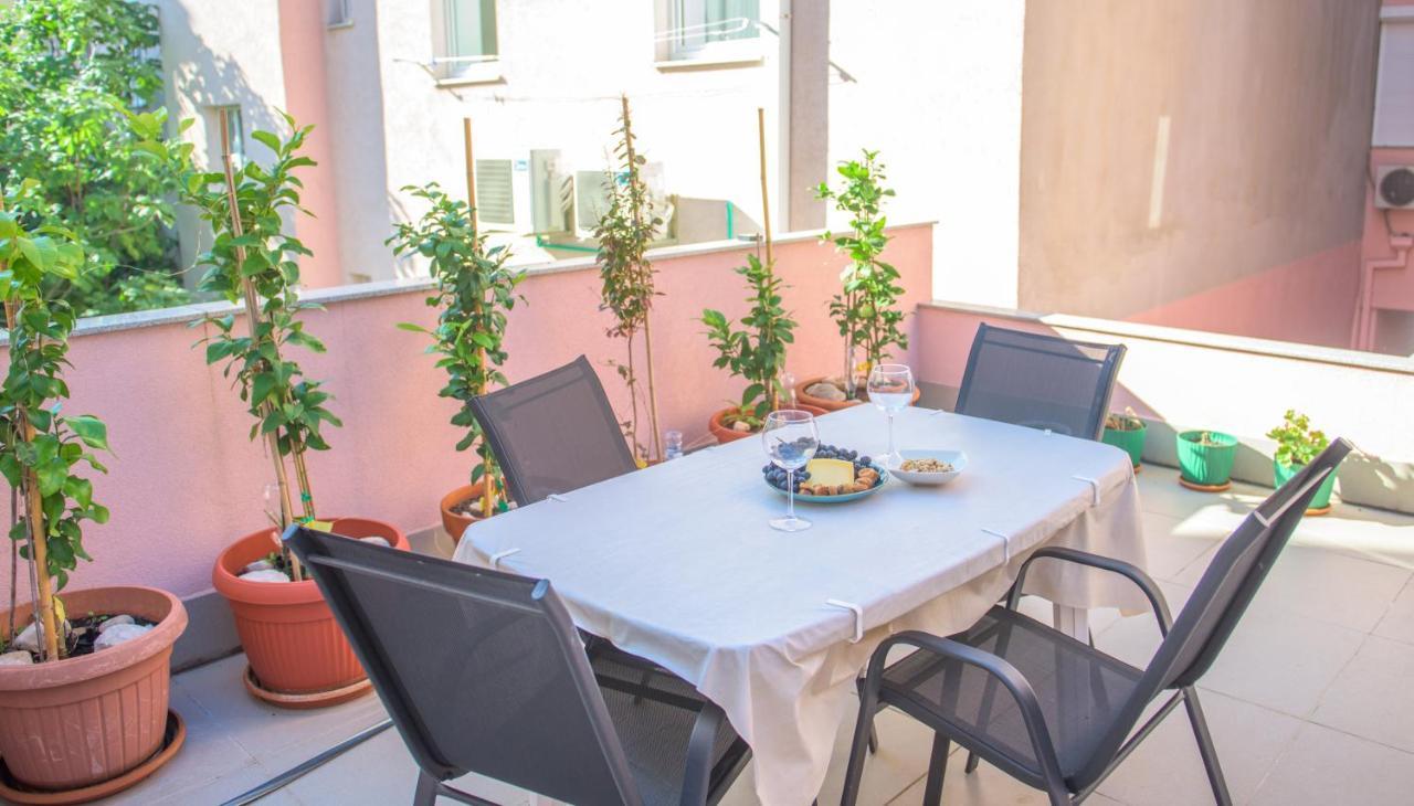 Luka-Mostar Free Parking With Echarger Екстер'єр фото